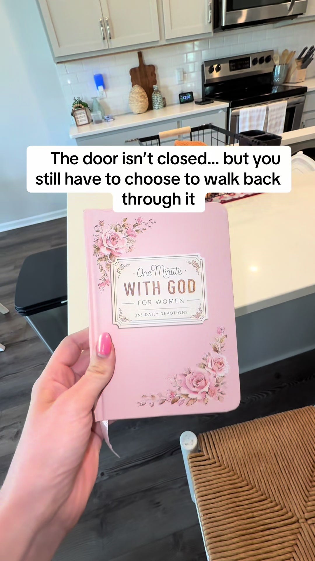 Zovii 365 Daily Devotional Journal